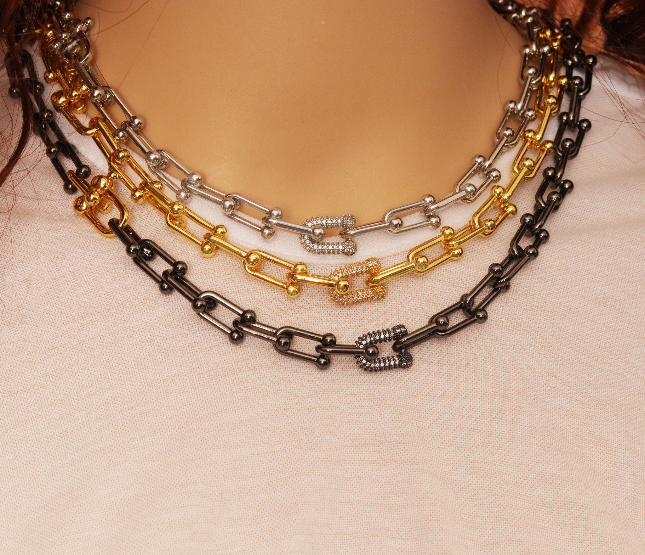 U Shape Chain Necklace with CZ Link Focal