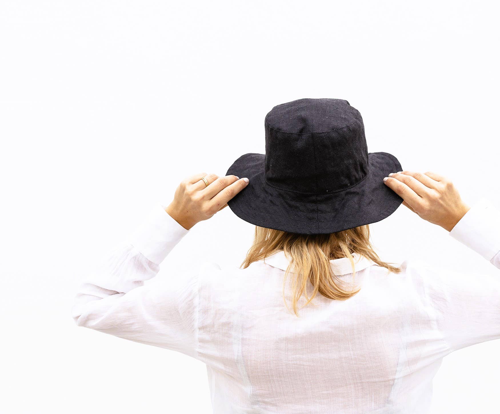 Linen Bucket Hat