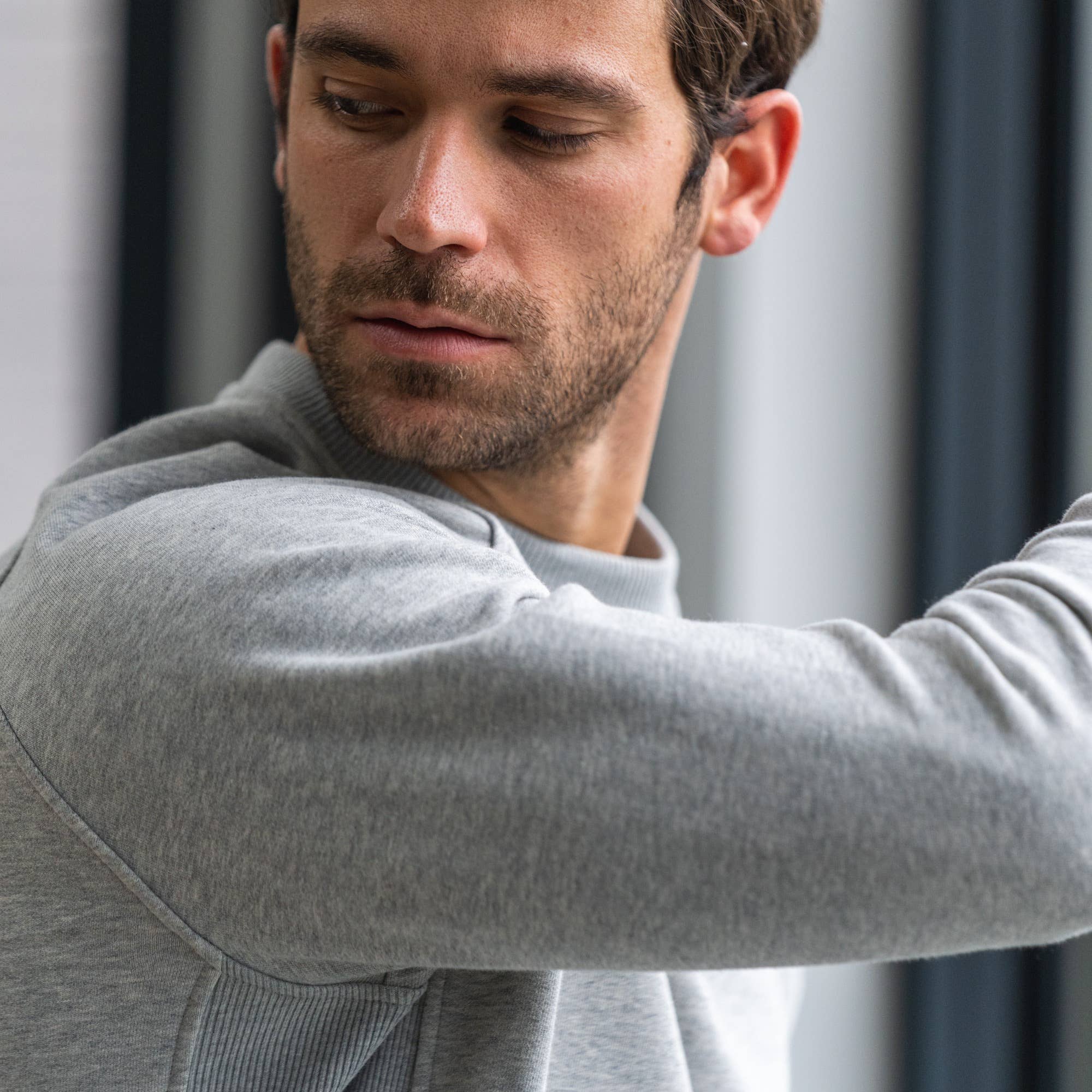 Mens casual 100% organic cotton sweatshirt - Light grey