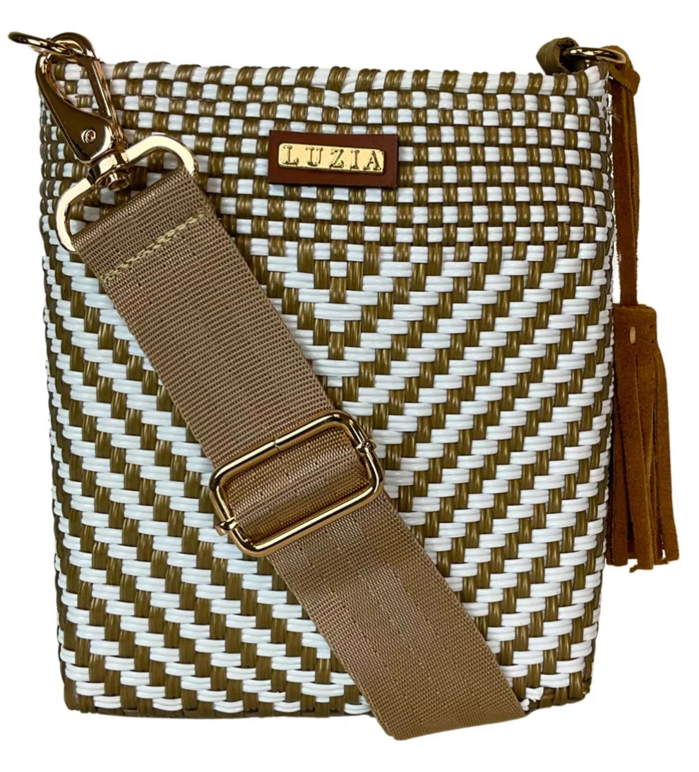 Traveler Arrow White and Gold Crossbody