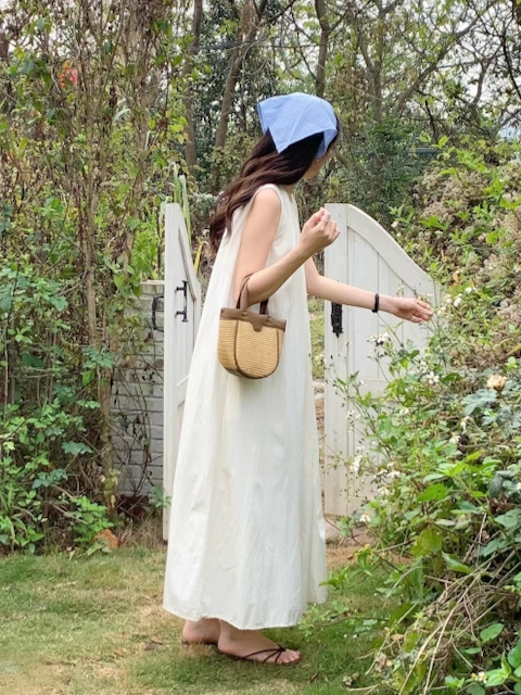 Small Faux Leather Handle Straw Tote/Crossbody Bag