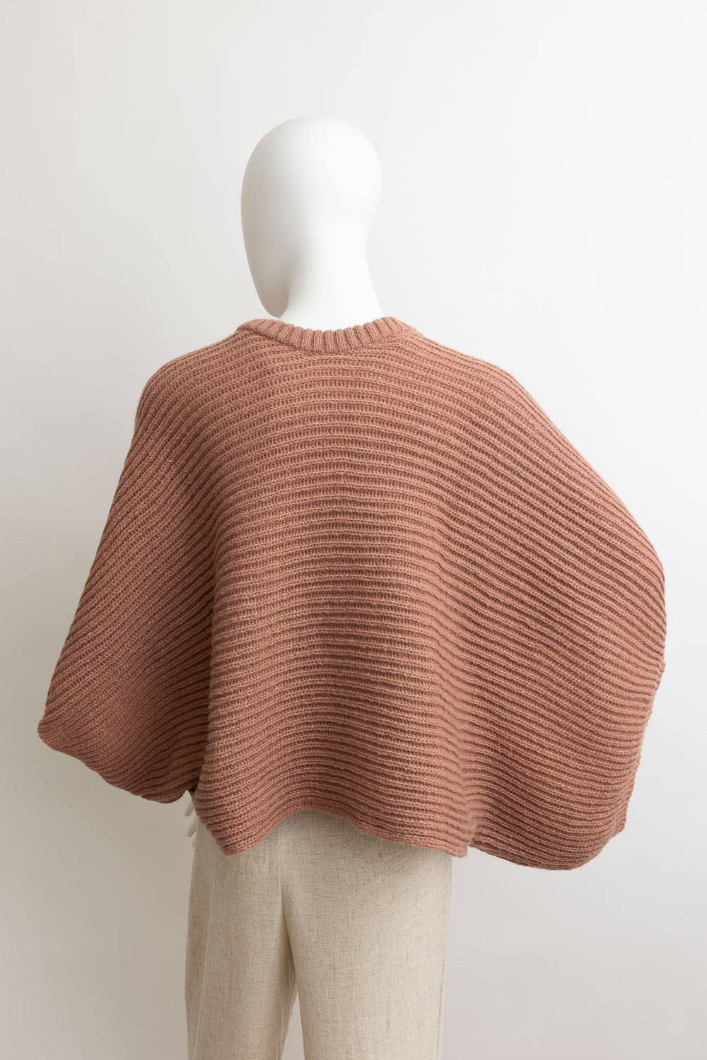 Metropolitan Elegance Rib-Knit Arm Poncho